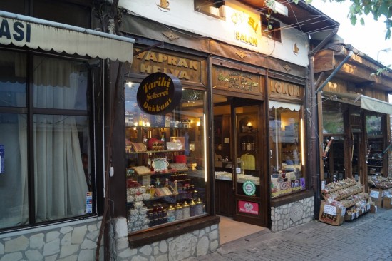 We took a break from our cafe hunt to stop and buy some yummy Turkish Delights.